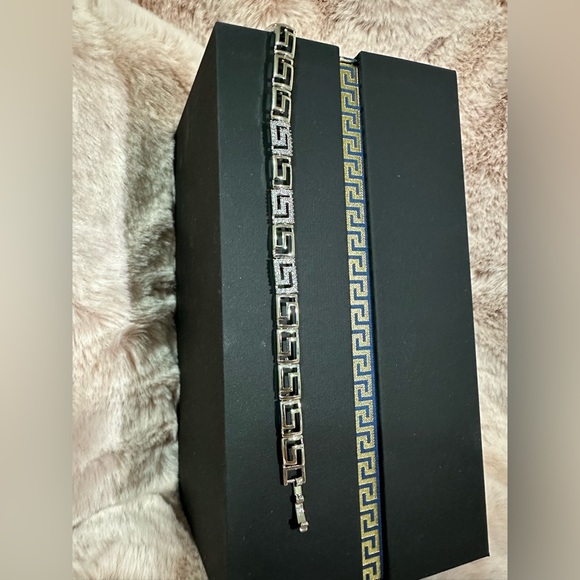 Bracelet - Picture 3 of 4